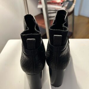 Steve Madden Ankle Boots - Chunky Heel